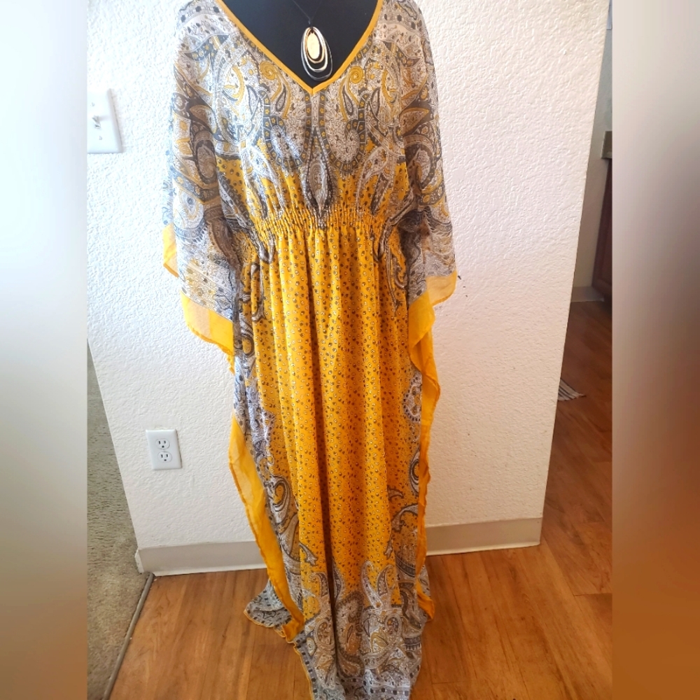 Speed Control New York. 1X. Mustard Yellow Caftan Dress.
